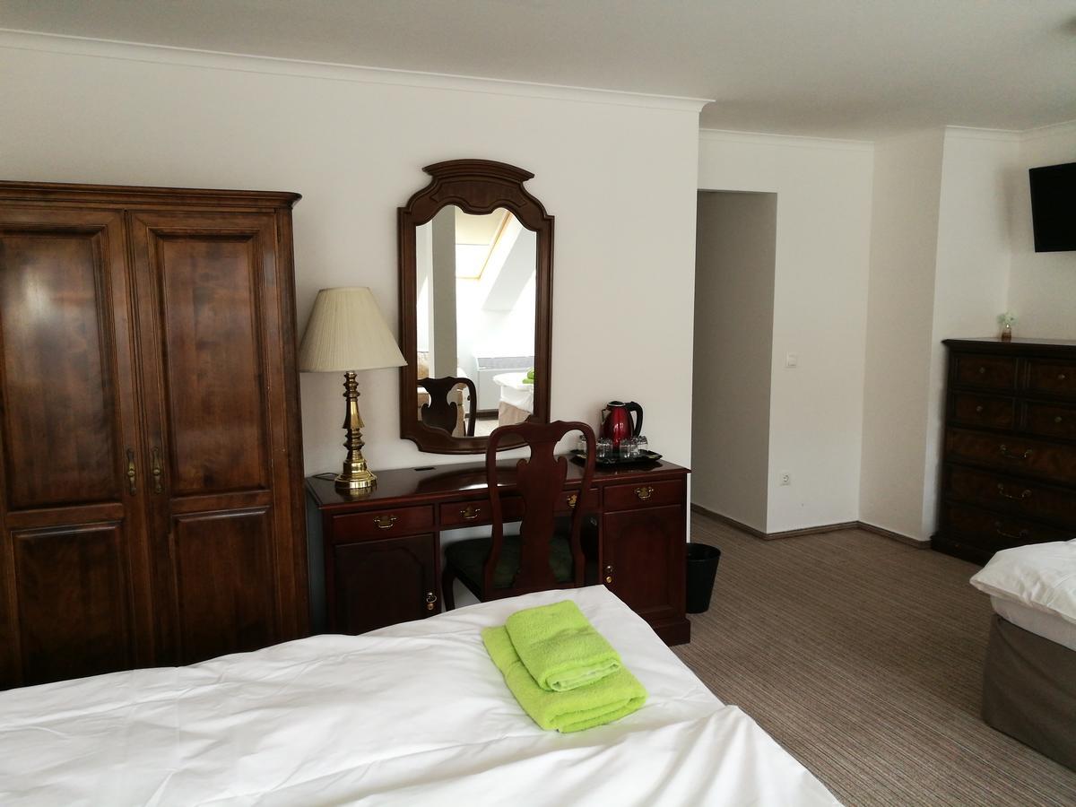 Opera Loft Rooms And Apartments Budapest Bagian luar foto