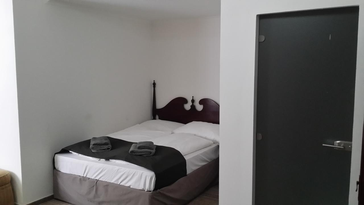 Opera Loft Rooms And Apartments Budapest Bagian luar foto