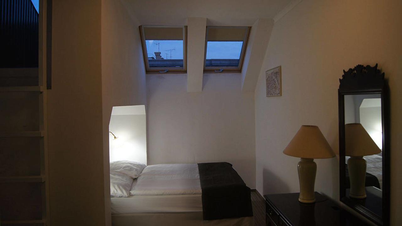 Opera Loft Rooms And Apartments Budapest Bagian luar foto